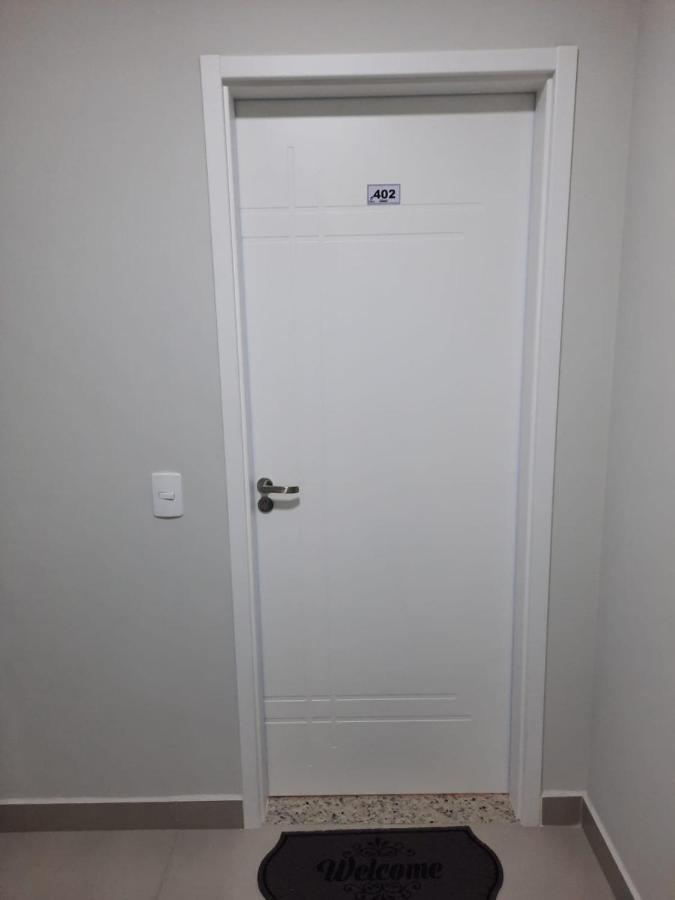 Agradavel Apartamento Em Bairro Silencioso... Camboriu Eksteriør bilde